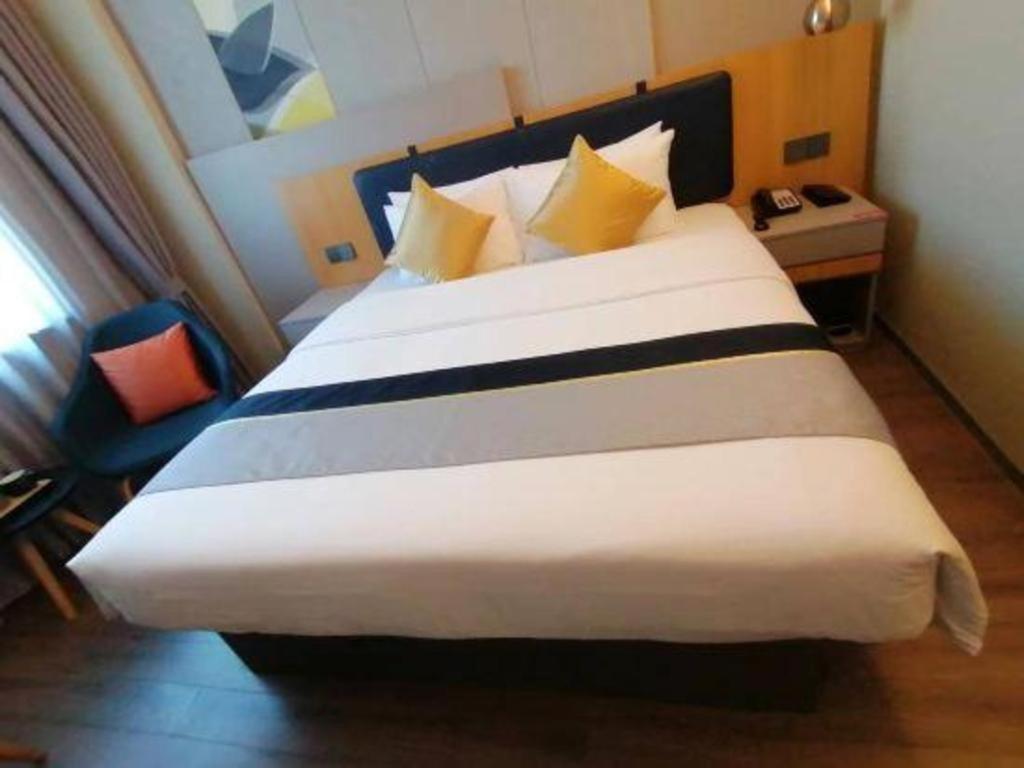 Home Inn Kunming Baita Road קונמינג מראה חיצוני תמונה