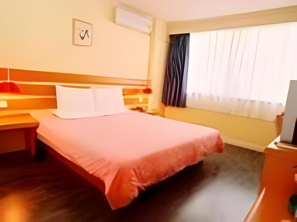 Home Inn Kunming Baita Road קונמינג מראה חיצוני תמונה