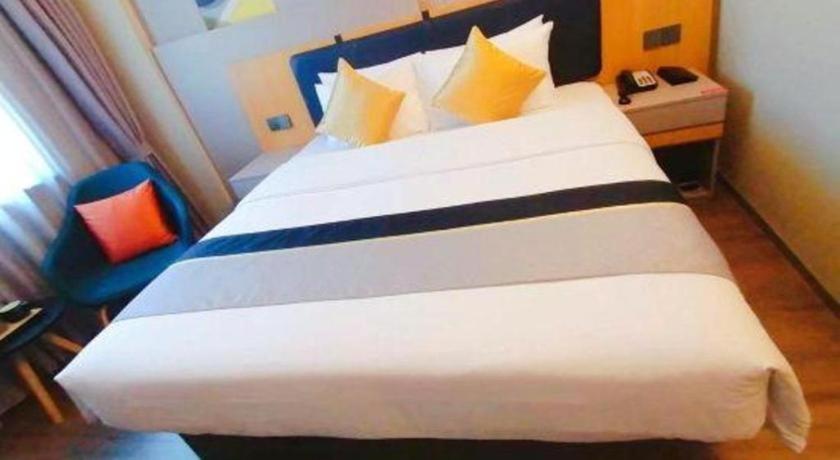 Home Inn Kunming Baita Road קונמינג מראה חיצוני תמונה