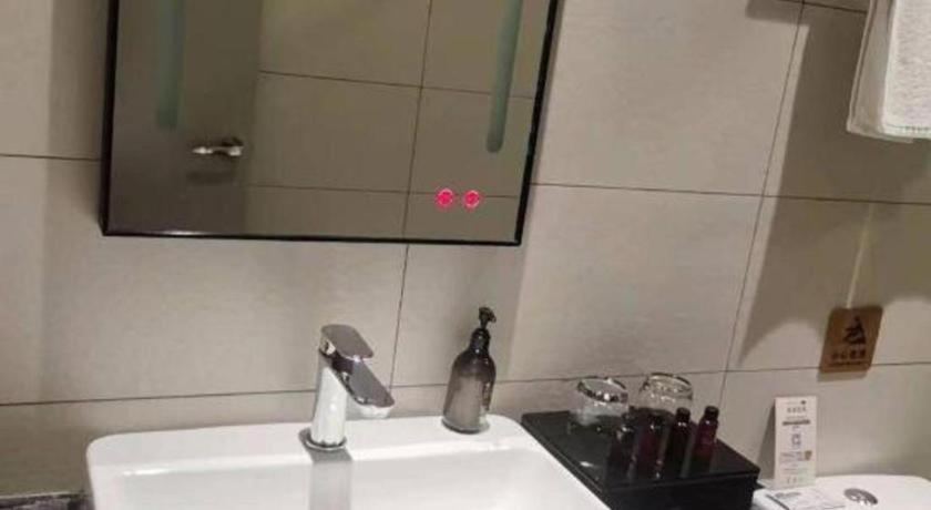 Home Inn Kunming Baita Road קונמינג מראה חיצוני תמונה